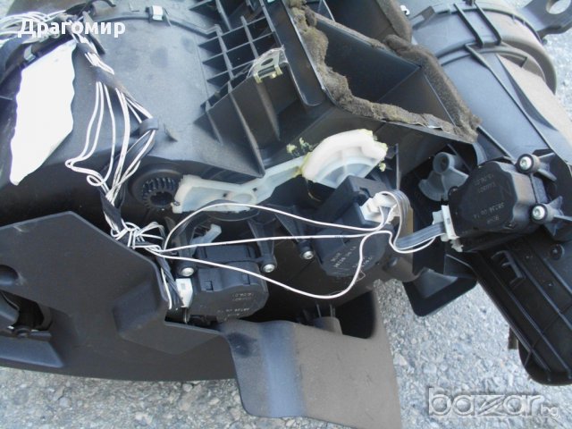 Пежо 307 2.0 бензин 136 к.с. - НА ЧАСТИ!, снимка 11 - Автомобили и джипове - 12851154