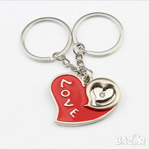 Червено и Сребърно сърца с надпис Love You - двойка пасващи ключодържатели за влюбени, снимка 1 - Бижутерийни комплекти - 22264994