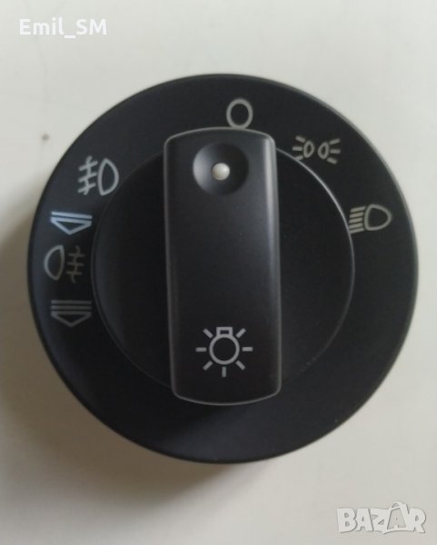 Бленди (без AUTO) за ключ копче за предни фарове за Audi, снимка 1