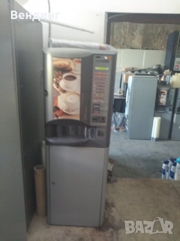 Продавам Вендинг машини / вендингмашини / кафеавтомат / кафе автомат /, снимка 14 - Вендинг машини - 23460049