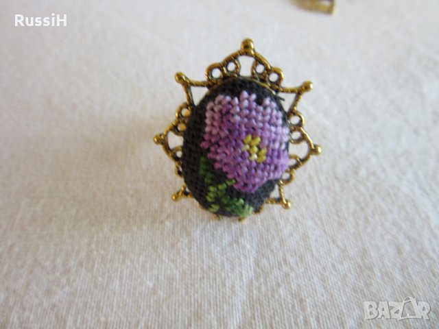 Ръчно бродирани бижута с цветя , снимка 8 - Бижутерийни комплекти - 22330344