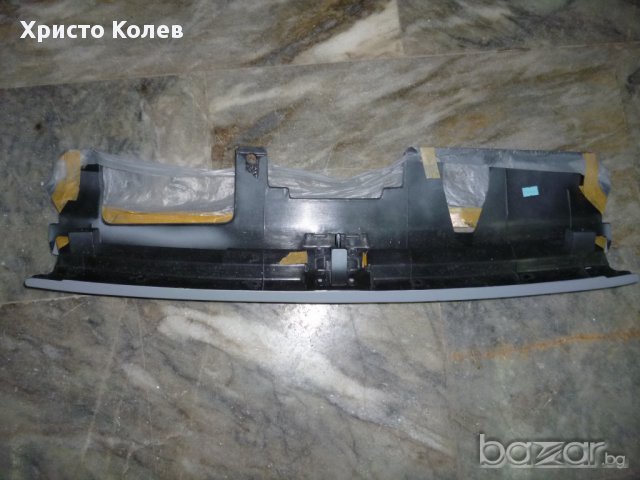 Предна решетка Peugeot 306 8364540, снимка 2 - Части - 11668938