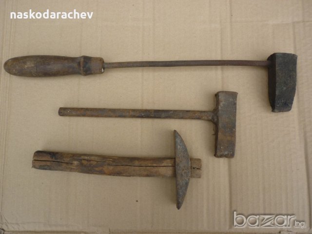 Старинни инструменти: трион, стъргало, цигански поялник, чукче, керпеден, ножици, снимка 7 - Антикварни и старинни предмети - 20704392