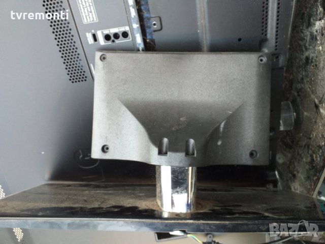 TV стойка за LG модел 47LW5500, снимка 2 - Стойки, 3D очила, аксесоари - 25210485