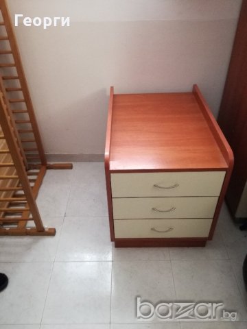 Контейнер/шкафче от детско легло