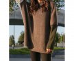 Широк пуловер в кафяво, бежово и сиво марка Fobya , снимка 1 - Блузи с дълъг ръкав и пуловери - 23241718