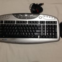 клавиатура мишка  и донгъл за части или ремонт , снимка 1 - Клавиатури и мишки - 25738657