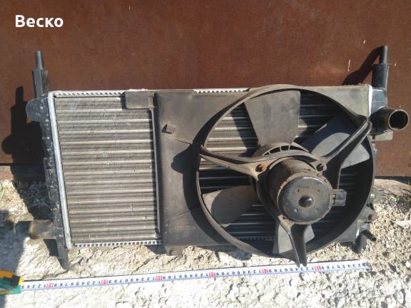 Радиатор с перка за Опел с двигател 1,3 и други, снимка 1