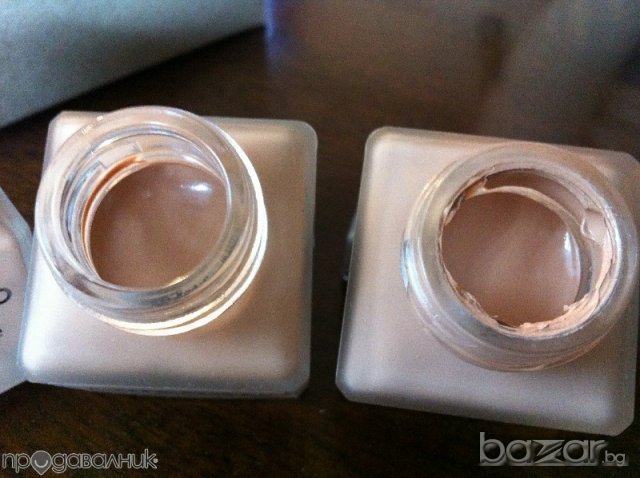 Продавам немски фон дьо тен, снимка 3 - Декоративна козметика - 7439666