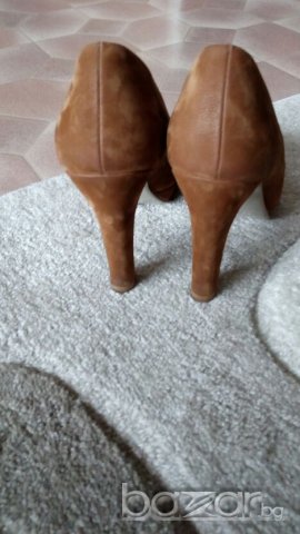 Велурени обувки, снимка 5 - Дамски обувки на ток - 20281850