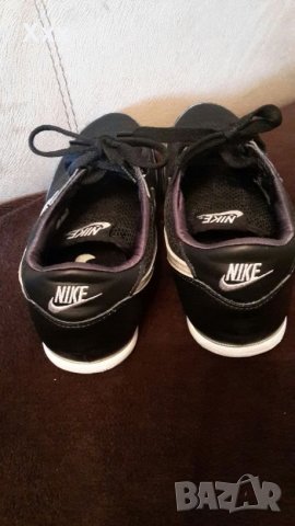 Маратонки NIKE, снимка 4 - Маратонки - 23604797