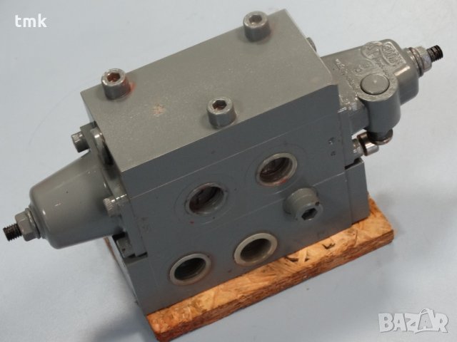 Хидравличен клапан BRONS, снимка 1 - Резервни части за машини - 25834326