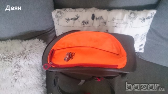 Ученическа чанта Scout, снимка 5 - Кенгура и ранички - 19326168