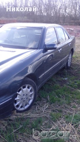 Мерцедес Е-класа Е200 2.0 см3 163к.с , снимка 3 - Автомобили и джипове - 13715046