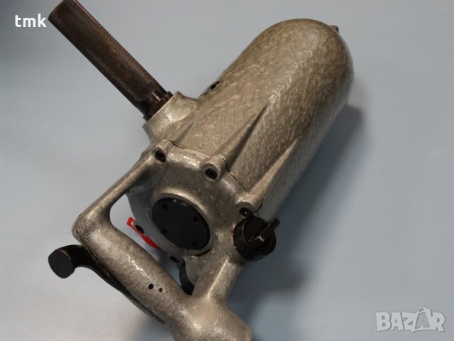 Чешки гайковерт U 50, снимка 2 - Други машини и части - 22505910