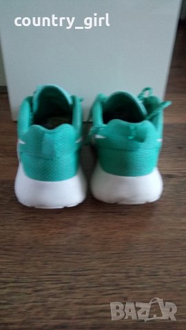 Nike Roshe Run Tropical Twist Trace - страхотни дамски маратонки, снимка 10 - Маратонки - 22363647