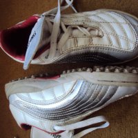 Детски футболни обувки Spalding , снимка 4 - Детски маратонки - 18913363