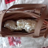  Дамска чанта естествена кожа нова цвят пудра, снимка 2 - Чанти - 21550232