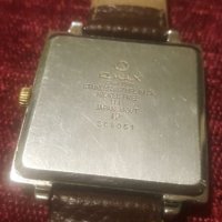 Продавам часовник , снимка 3 - Дамски - 23897121