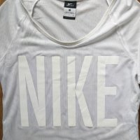 Nike - страхотна дамска  тениска, снимка 3 - Тениски - 25279771
