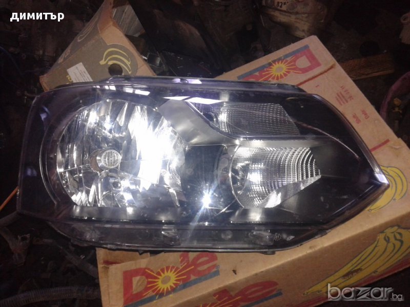 Десен фар за VW T5 Facelift 2012г, снимка 1