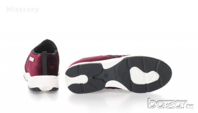 ПРОМО 🍊 GUESS 🍊 Оригинални спортни обувки в бордо с декоративни камъни 39 и 40 номер нови с кутия, снимка 8 - Дамски ежедневни обувки - 21099827
