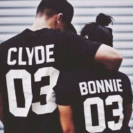 ЗА ВЛЮБЕНИ BONNIE CLYDE LOVE ТЕНИСКИ с НОМЕР ПО ИЗБОР! Или Поръчай модел по ТВОЙ дизайн!, снимка 3 - Тениски - 12689199