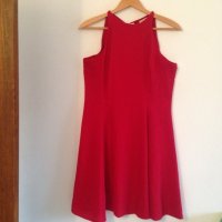 Червена рокля, снимка 1 - Рокли - 22775347