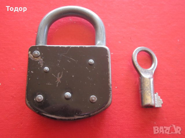 Немски катинар Бург с ключ ключе , снимка 4 - Колекции - 25581338
