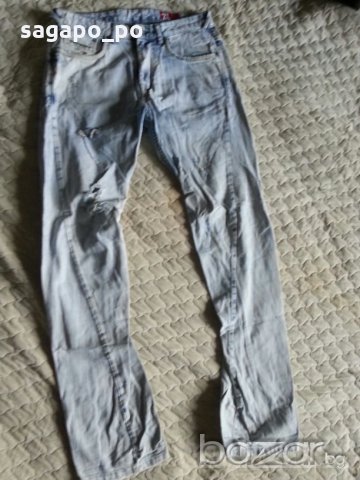Zara jeans фабрично накъсани, снимка 1 - Дънки - 20516459