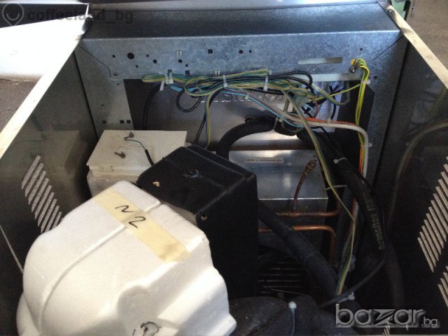 На гранули лед за магазини за риба,колбасарски цехове,хлебозаводи,и други втора употреба  внос от Ит, снимка 9 - Други машини и части - 7626586