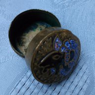 Кутийка от бижутерски бронз за твърд парфюм / парфюмно масло / за енфие / лекарства, снимка 3 - Антикварни и старинни предмети - 14520372