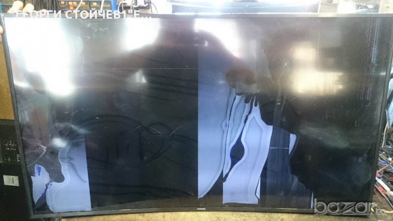 UE55KU6179U СЪС СЧУПЕН ПАНЕЛ, снимка 1