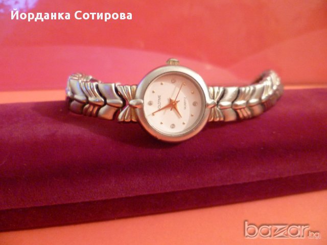 Дамски ръчен часовник, снимка 1 - Дамски - 14631325