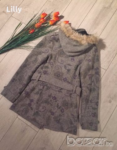 Дамско палто, снимка 2 - Палта, манта - 19777433