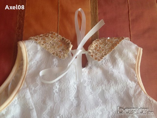 Нова стилна дантелена рокля с етикет!, снимка 2 - Детски рокли и поли - 18413126