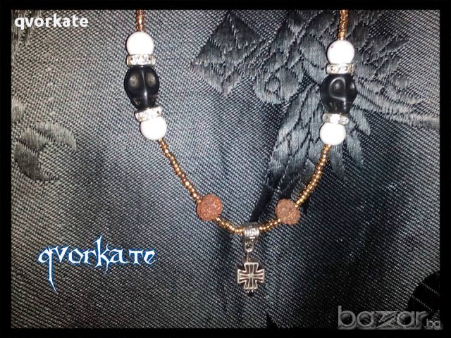 Колие с кръст и черепи, снимка 2 - Колиета, медальони, синджири - 15997815
