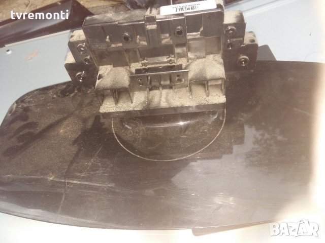 TV стойка  Philips 42 модел 42PFL3605/12, снимка 2 - Стойки, 3D очила, аксесоари - 22064698