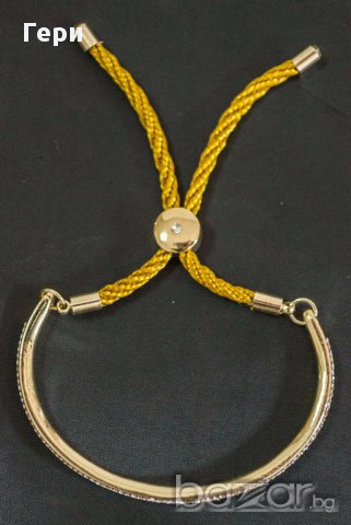 Гривна с 14 каратово златно покритие и кристали Swarovski марка Diamond style, снимка 3 - Гривни - 17442877