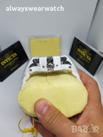 Invicta Bolt Carbon - White / Инвикта Болт Карбон - Бял / чисто нов мъжки часовник / 100% оригинален, снимка 12 - Мъжки - 22466114