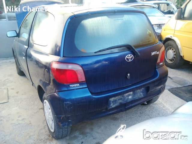 тойота ярис 2002 на части 1000 кубика, снимка 6 - Автомобили и джипове - 13223714