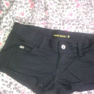 Къси панталонки на Miss Sixty, снимка 2 - Къси панталони и бермуди - 10470828