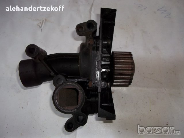  Водна помпа Peugeot 206 2.0 S16, снимка 3 - Части - 11832044