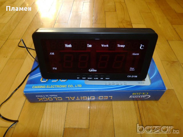 LED електронен часовник  с големи цифри. Показва час, дата и температу, снимка 3 - Други - 12058668
