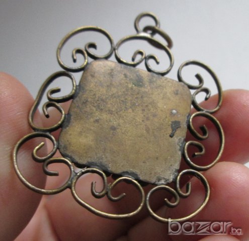 Красива висулка със зелен камък за колие, антика, бижу, броеница, гердан, Нефертити, пустиня , снимка 2 - Други - 12170819