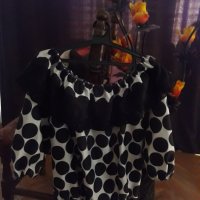 Ефектна блуза , снимка 1 - Блузи с дълъг ръкав и пуловери - 23106882