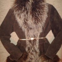  Палто от  естествена кожа с вата и яка  и маншети от тибетски як, снимка 1 - Палта, манта - 23039085