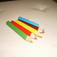 Детска чанта и цветни моливи, снимка 8 - Кенгура и ранички - 22171006