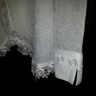 Дамска блуза бяла с дантела, снимка 2 - Блузи с дълъг ръкав и пуловери - 13732623