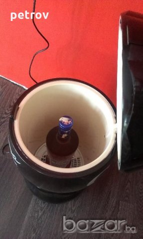 страхотен дизайнерски хладилник